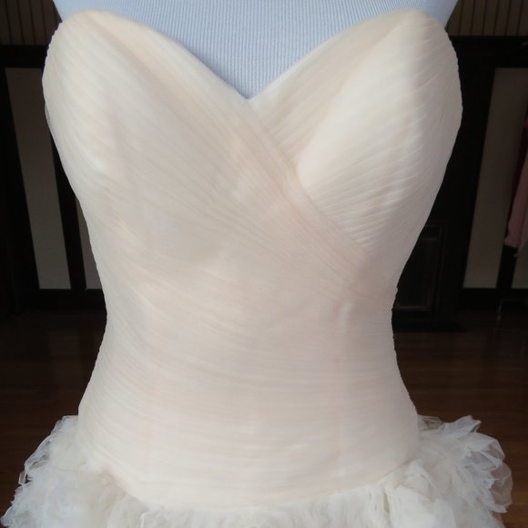 San Patrick by Pronovias Wedding Dress Marlan - Picture 6 of 11